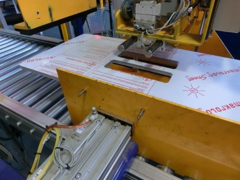 <p>Step
3:
Using correct
the template,
place in
holes
studs locating
of plate fit
backing and nuts
so the
that template
secure.</p><p>is</p>